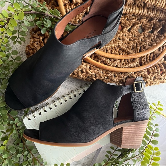 Lucky Brand Shoes - Lucky Brand Barimo open toe cut out ankle booties size 9.5